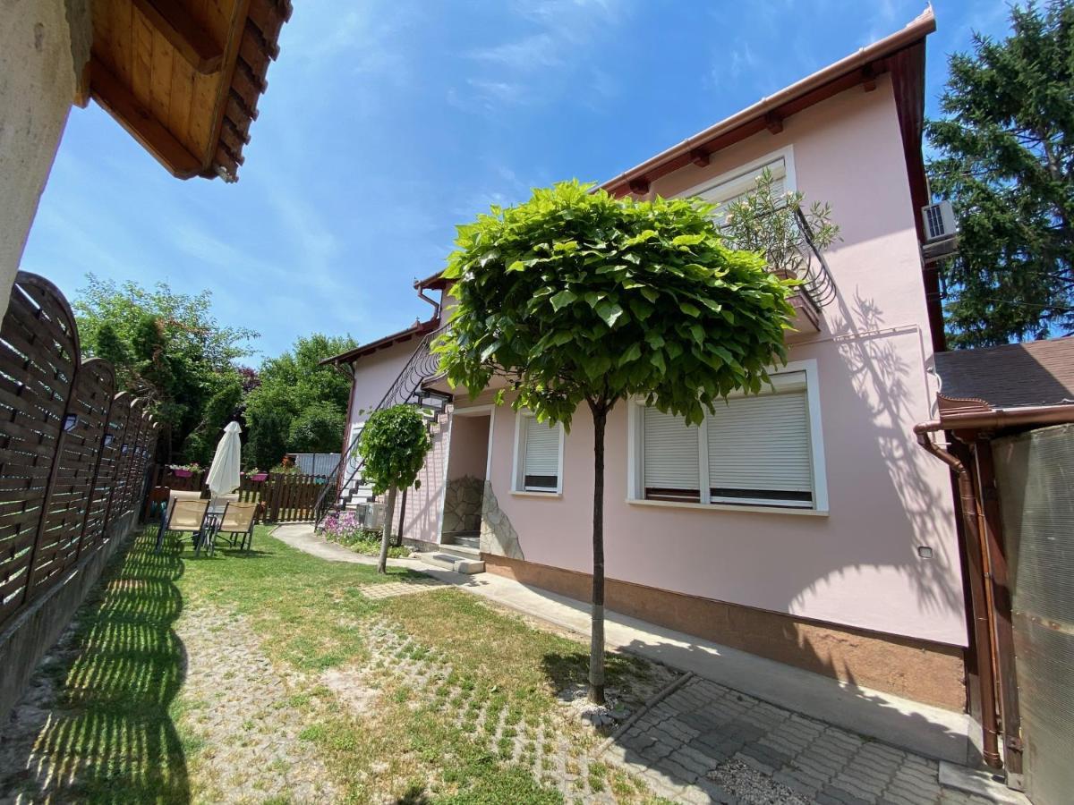 Do-Ti Apartmanház Balatonlelle Exterior foto