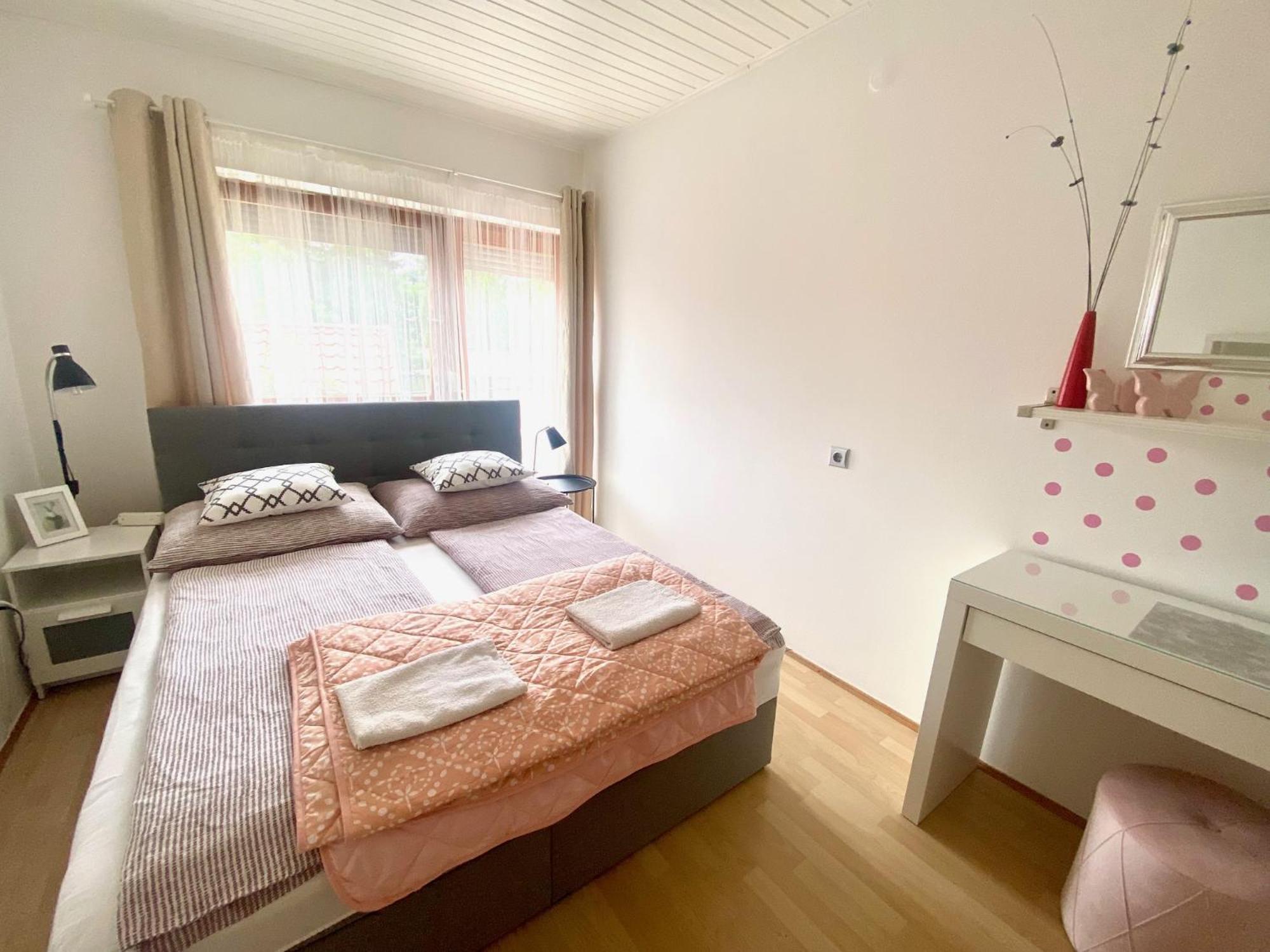 Do-Ti Apartmanház Balatonlelle Exterior foto